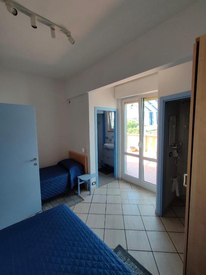 B&B Le Tre Palme Ancona Eksteriør billede